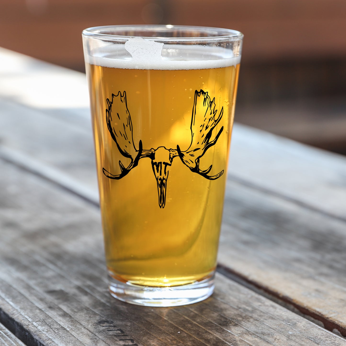 MT MOOSE PINT GLASS