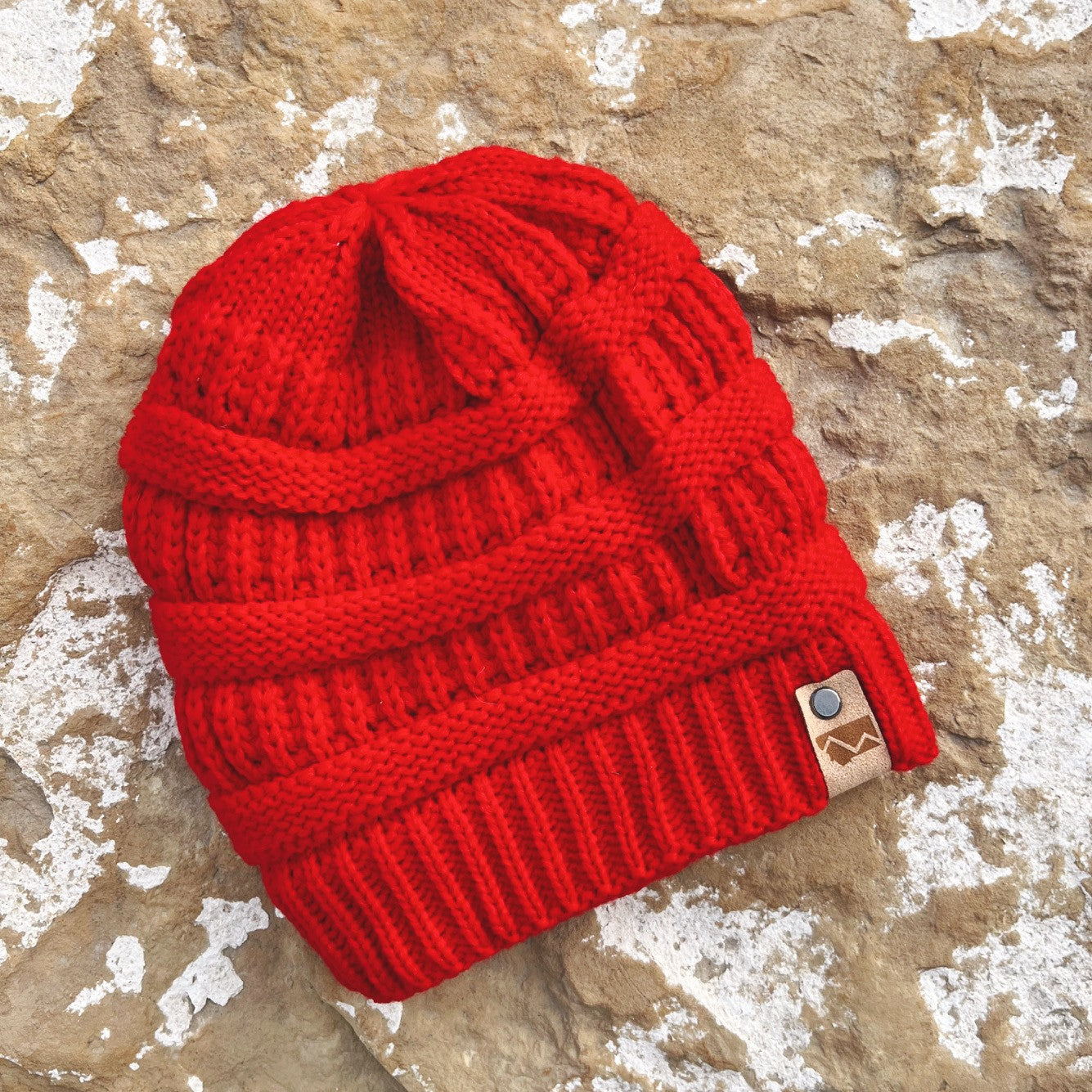 CLOSEOUT! FLEECE LINED KNIT MONTANA MOUNTAIN BEANIE