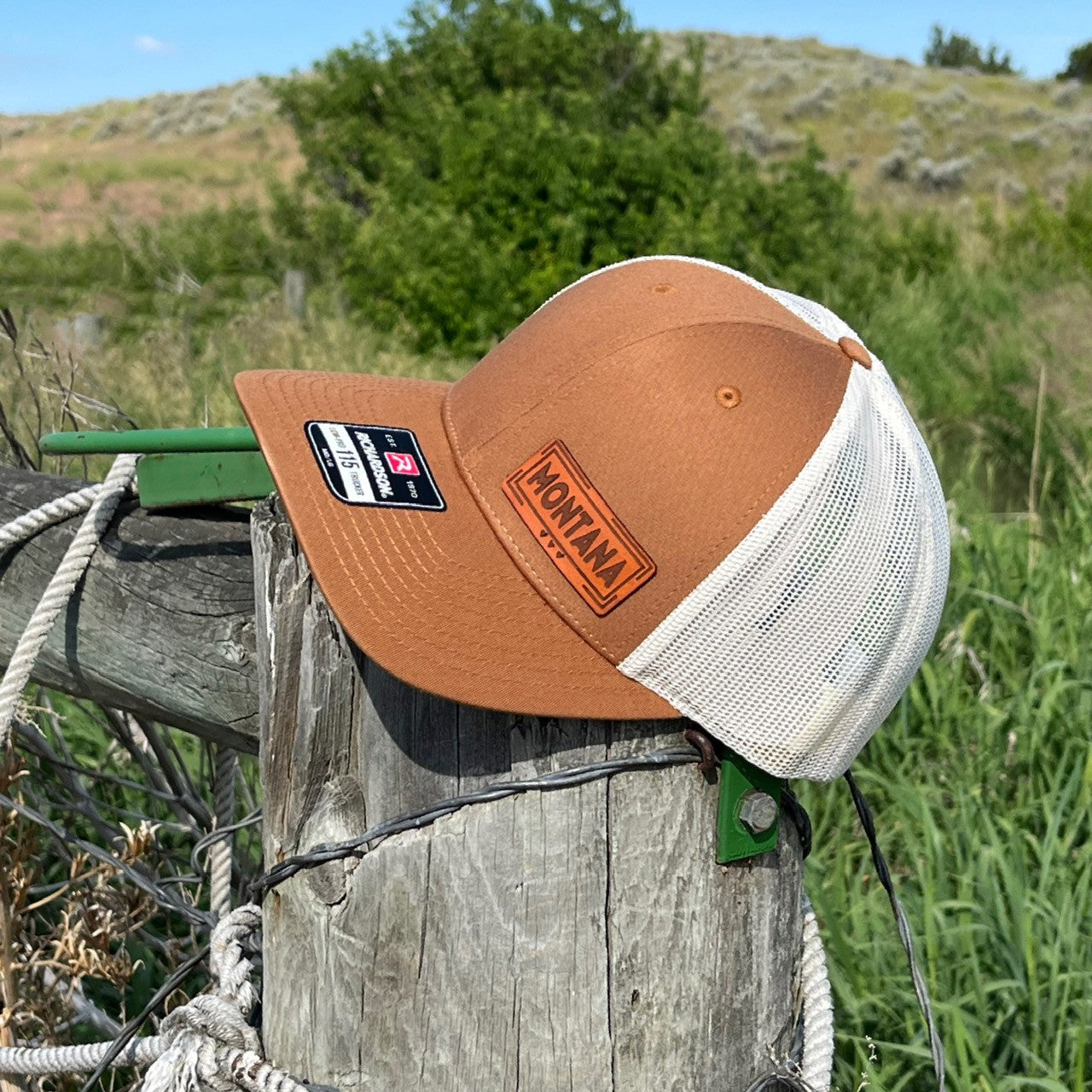 MONTANA HEARTS HAT -CARMEL/BIRCH